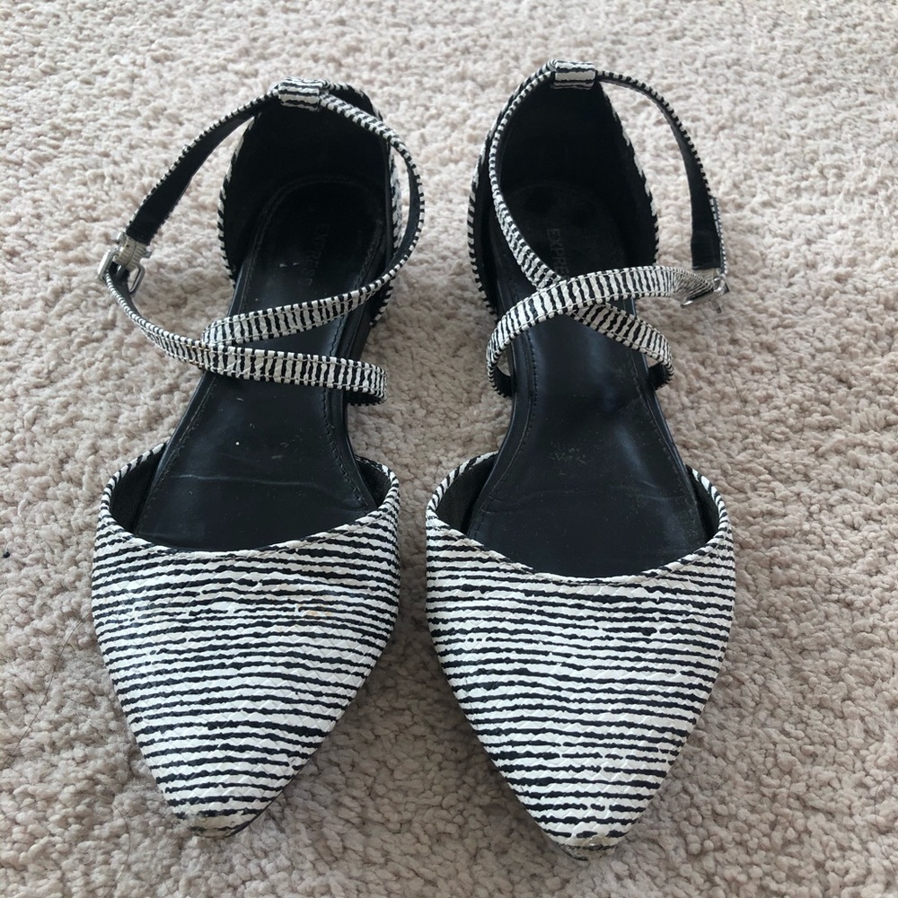 Express crisscross pointy toe flats